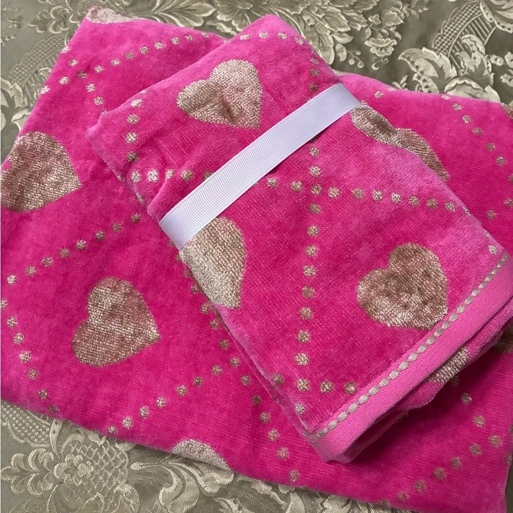 Golden hearts towels set